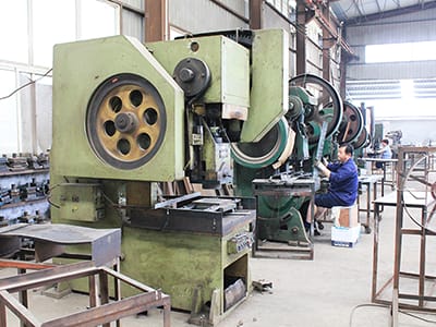 Пробивной пресс с ЧПУ