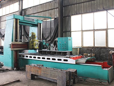 Станок фрезерный с ЧПУ