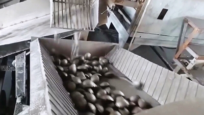 Пресс для брикетирования порошка ферросилиция