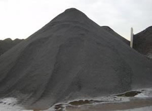 Пресс для брикетирования железорудной мелочи