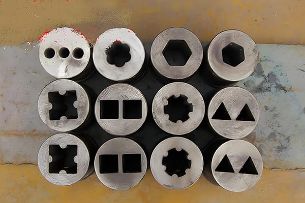 Станок для производства угольных брикетов (брикетный экструдер)