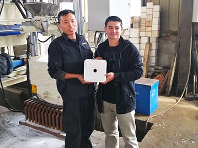 Станок для брикетирования соли